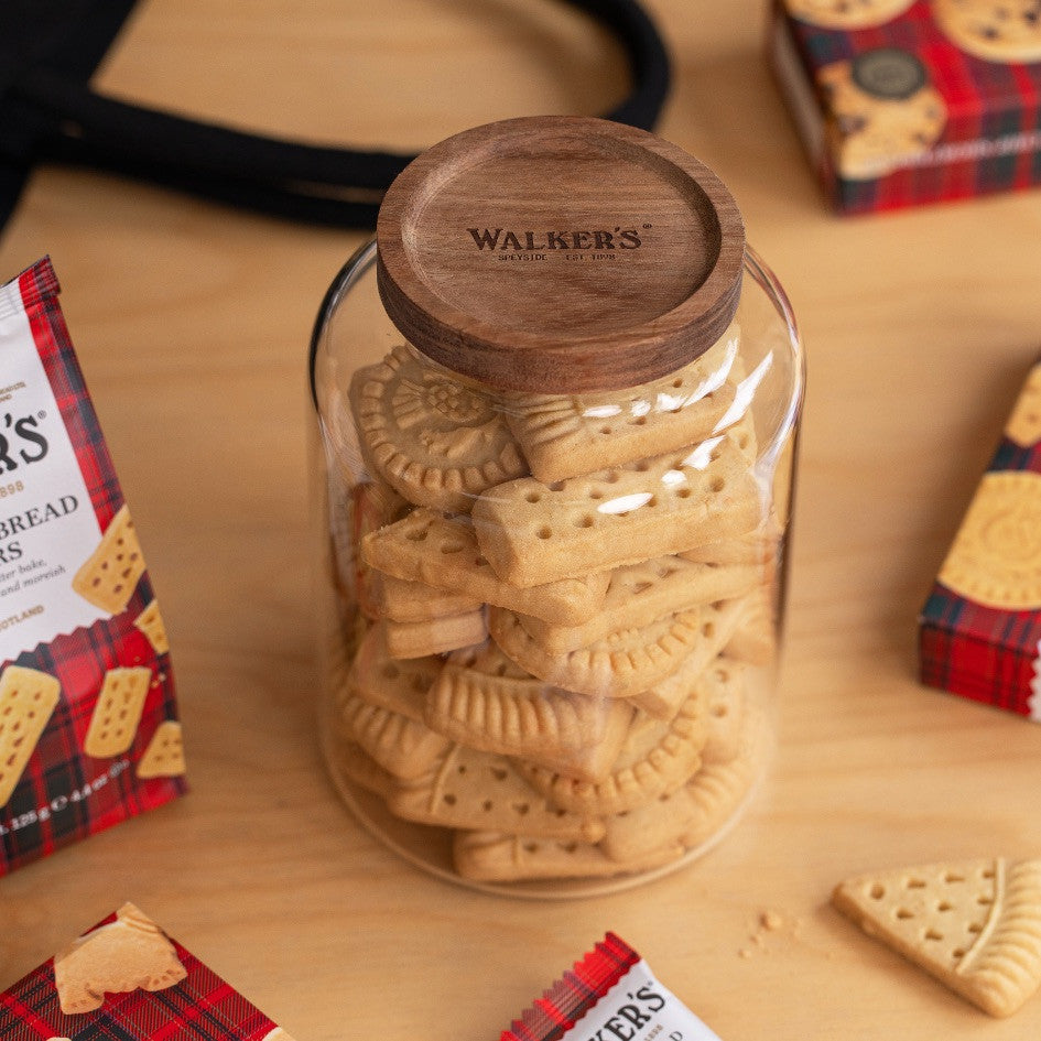 Mini shortbread fingers and rounds included for variety