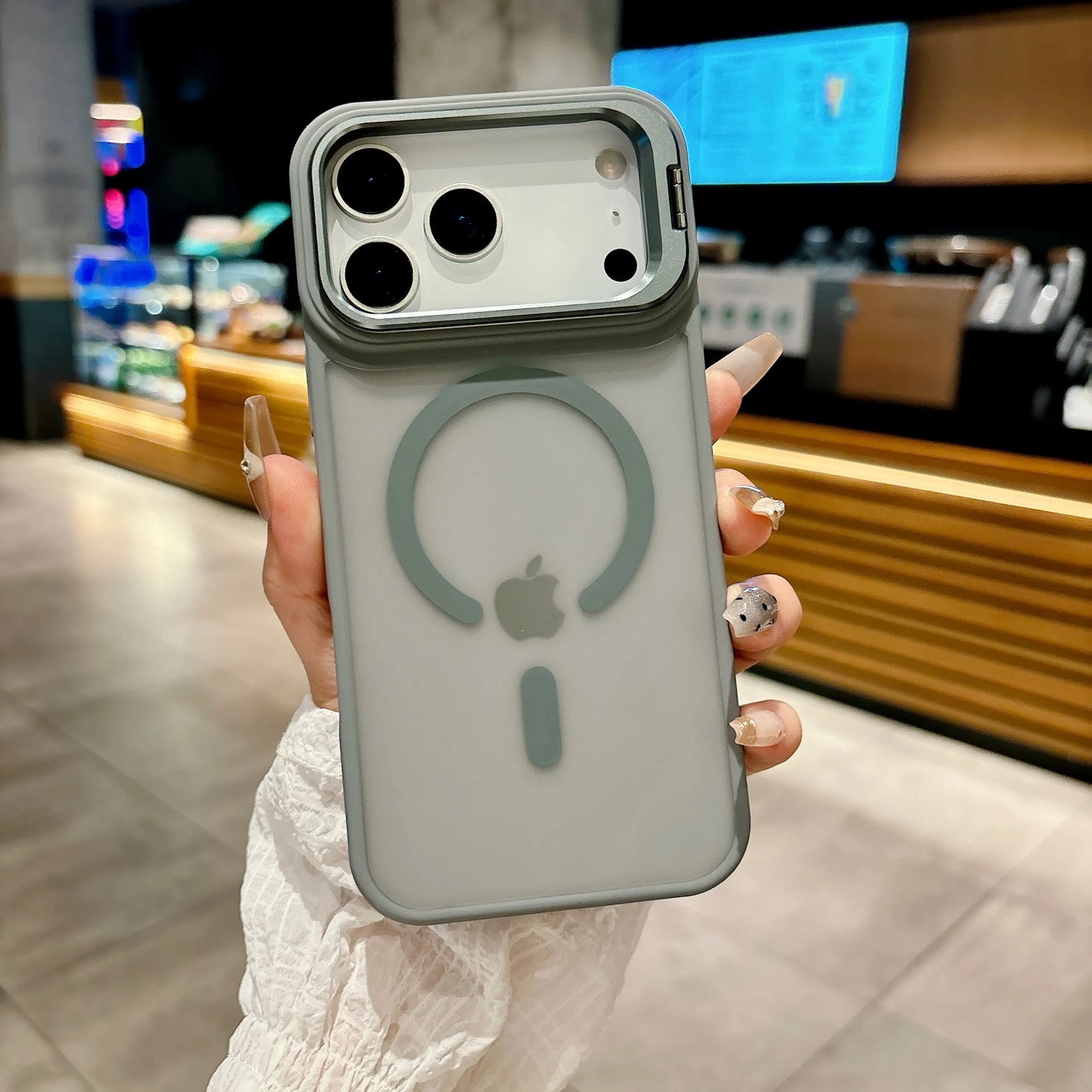 Scratch-resistant matte translucent iPhone case