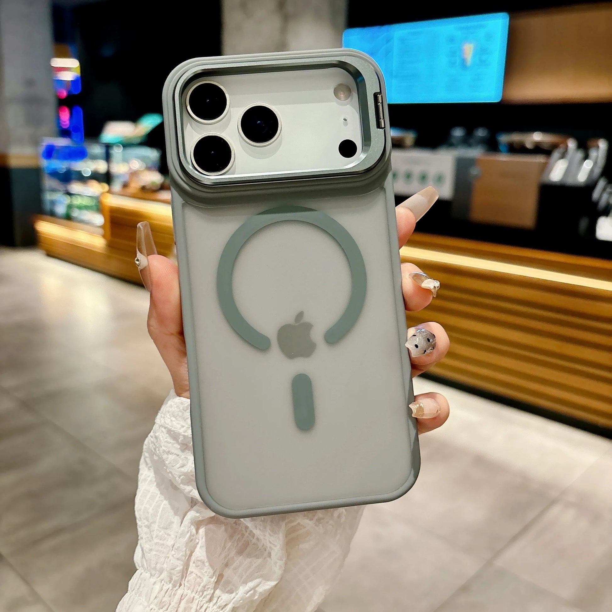 Scratch-resistant matte translucent iPhone case