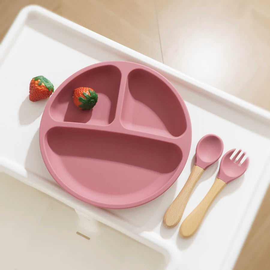 Silicone baby feeding set with plate spoon and fork