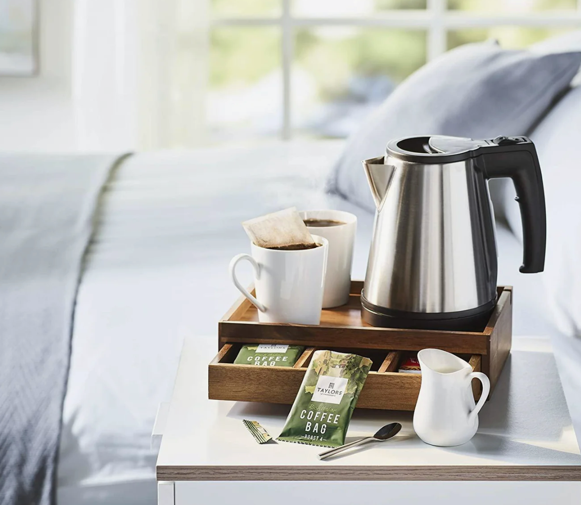 Full-bodied coffee with dark chocolate and almond notes