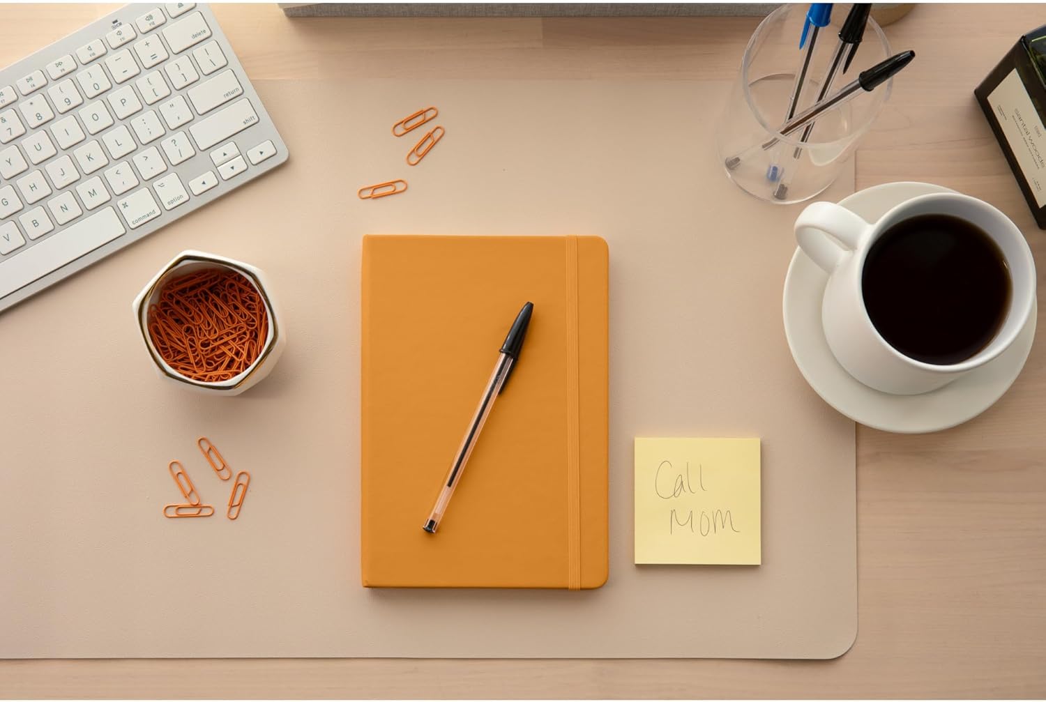 Pack of 10 Bic pens for reliable performance